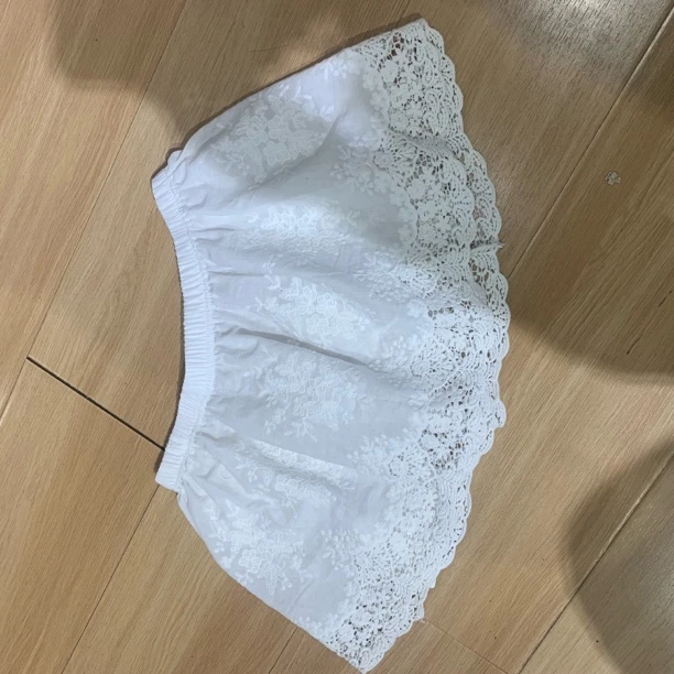 2233【搭配神器】蕾丝白色洋气百搭韩版女士屁帘搭配