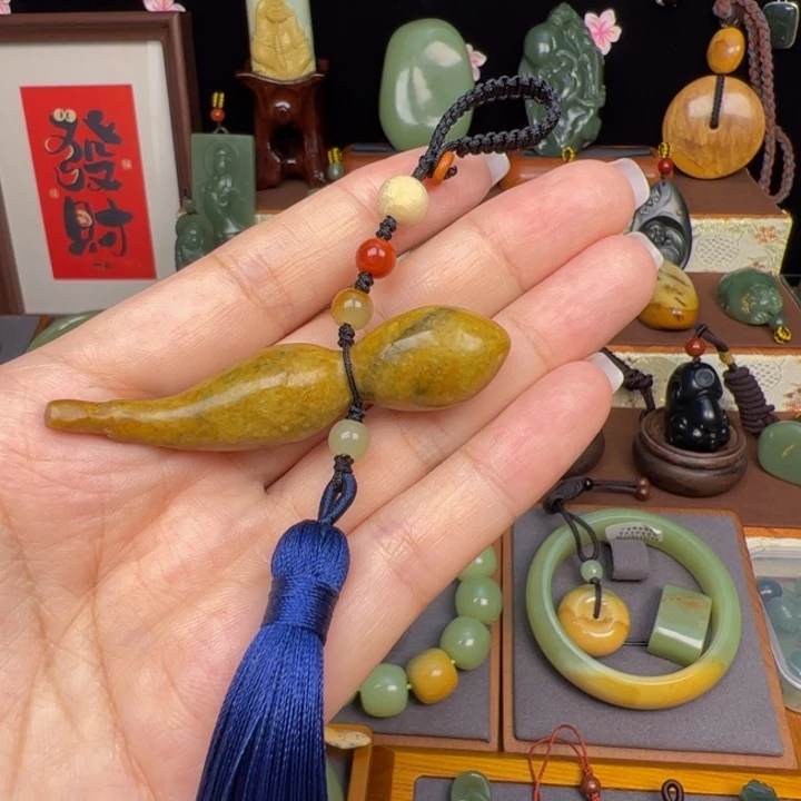 岫岩河磨玉（透闪石质玉）未镶嵌颈饰