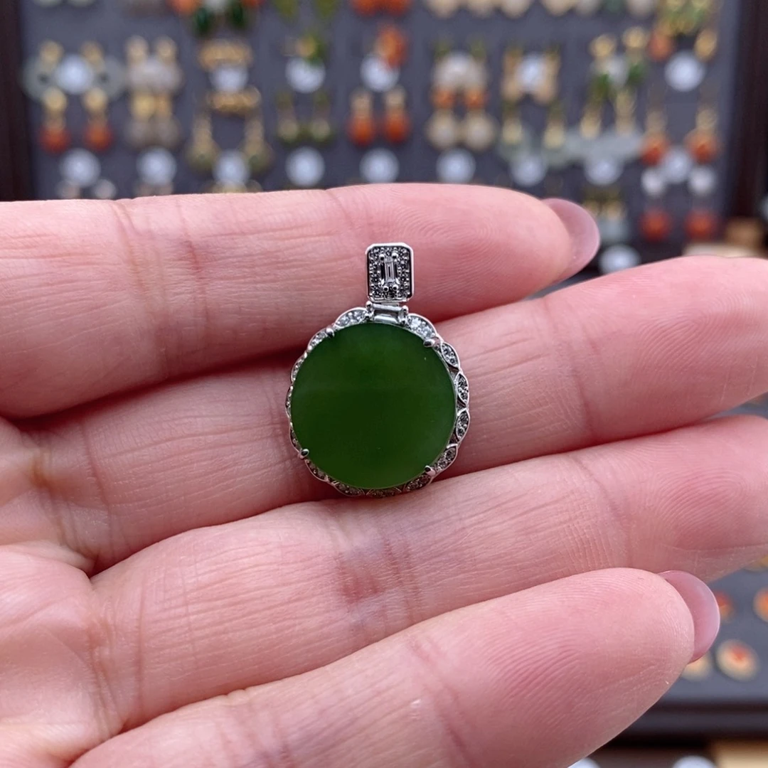 颈饰银S925镶嵌和田玉