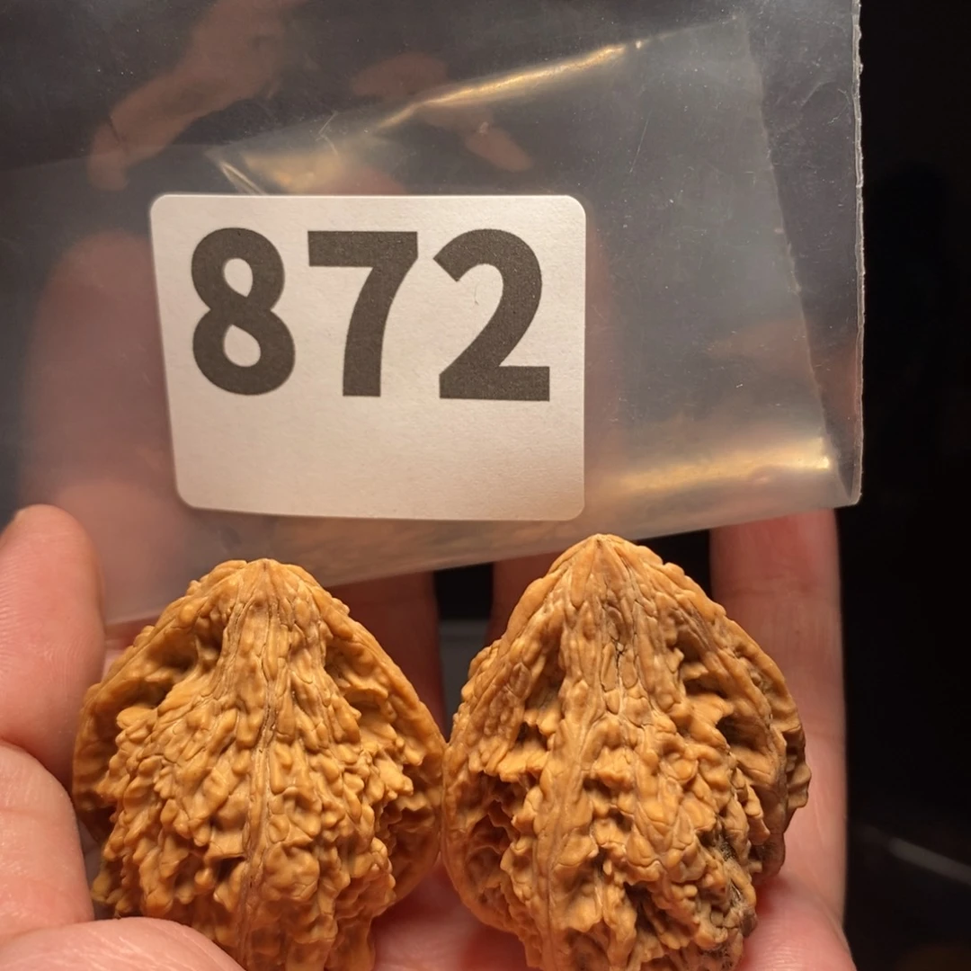 文玩核桃把件薄***骨文玩核桃把件