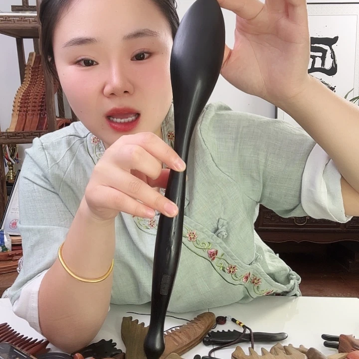紫光檀莲花拍瑕疵