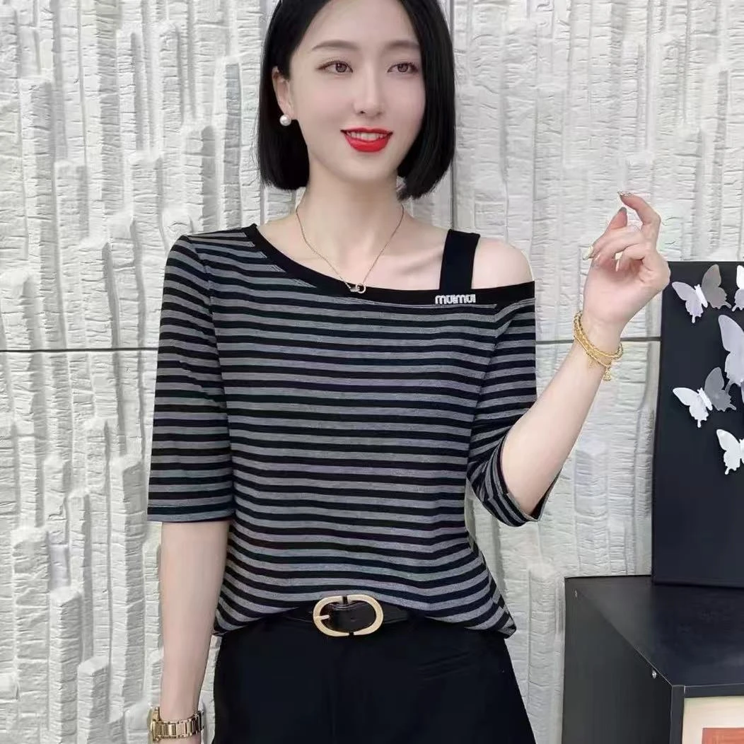 2025早秋中袖不规则领半吊带法式漏肩设计时尚百搭显瘦打底衫6883