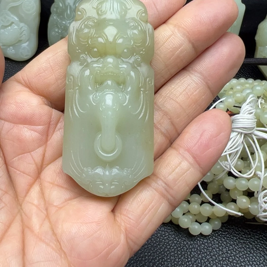 和田玉（糖玉）未镶嵌吊坠(不含链)