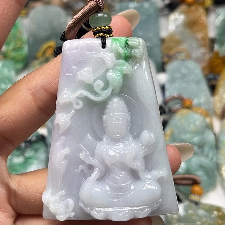 翡翠未镶嵌颈饰大势至