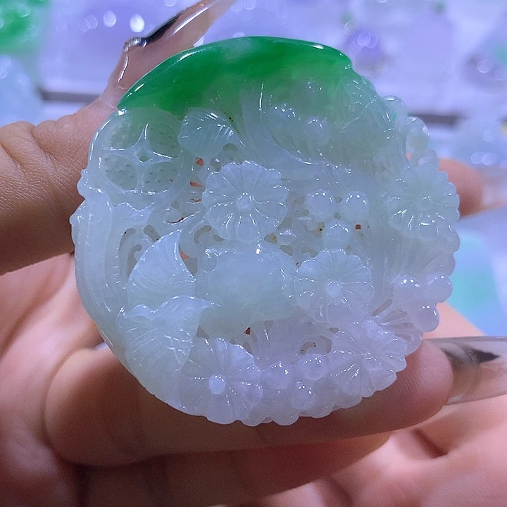 颈饰未镶嵌翡翠天然翡翠A货吊坠