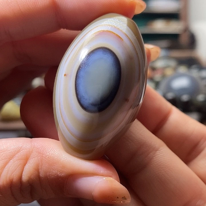 白***鱼玛瑙/玉髓未镶嵌吊坠(不含链)