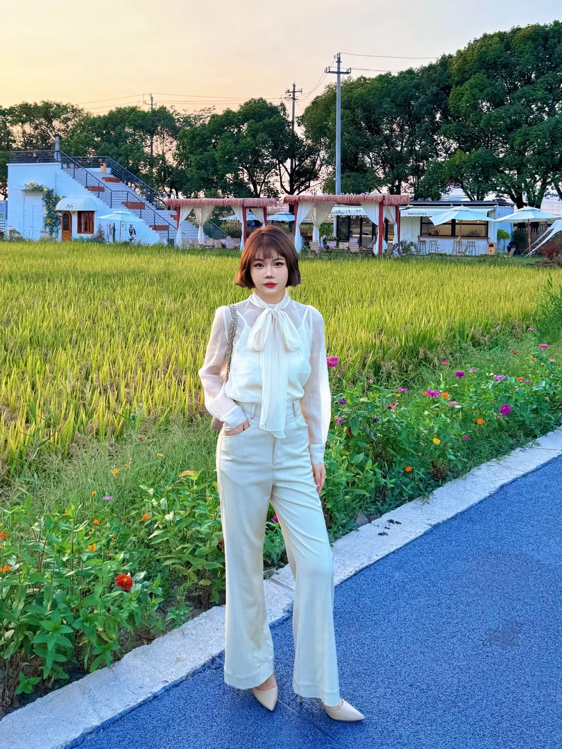 <KKING>【大女主视角】小个子定制时尚高腰休闲百搭显瘦显高微喇裤