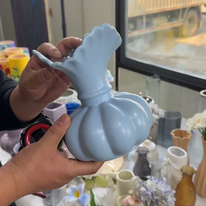 好看的花瓶开始啦