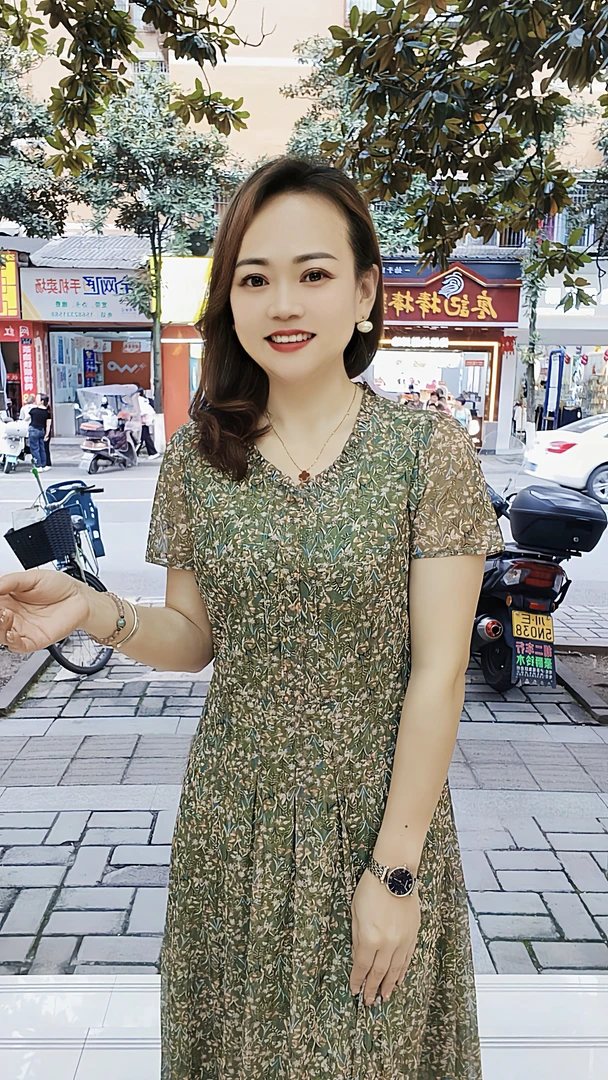 2025夏季新款套头碎花印花弹力遮肚时尚中长款连衣裙YL16048