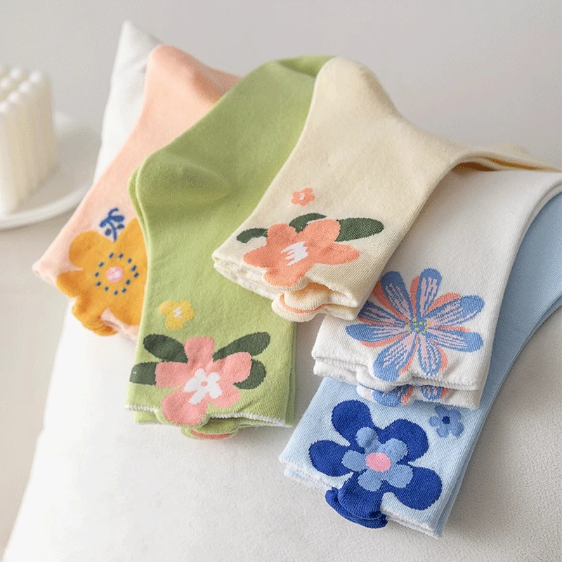 袜子女春秋款中筒袜纯色防臭棉袜日系可爱立体花朵长袜ins潮夏天