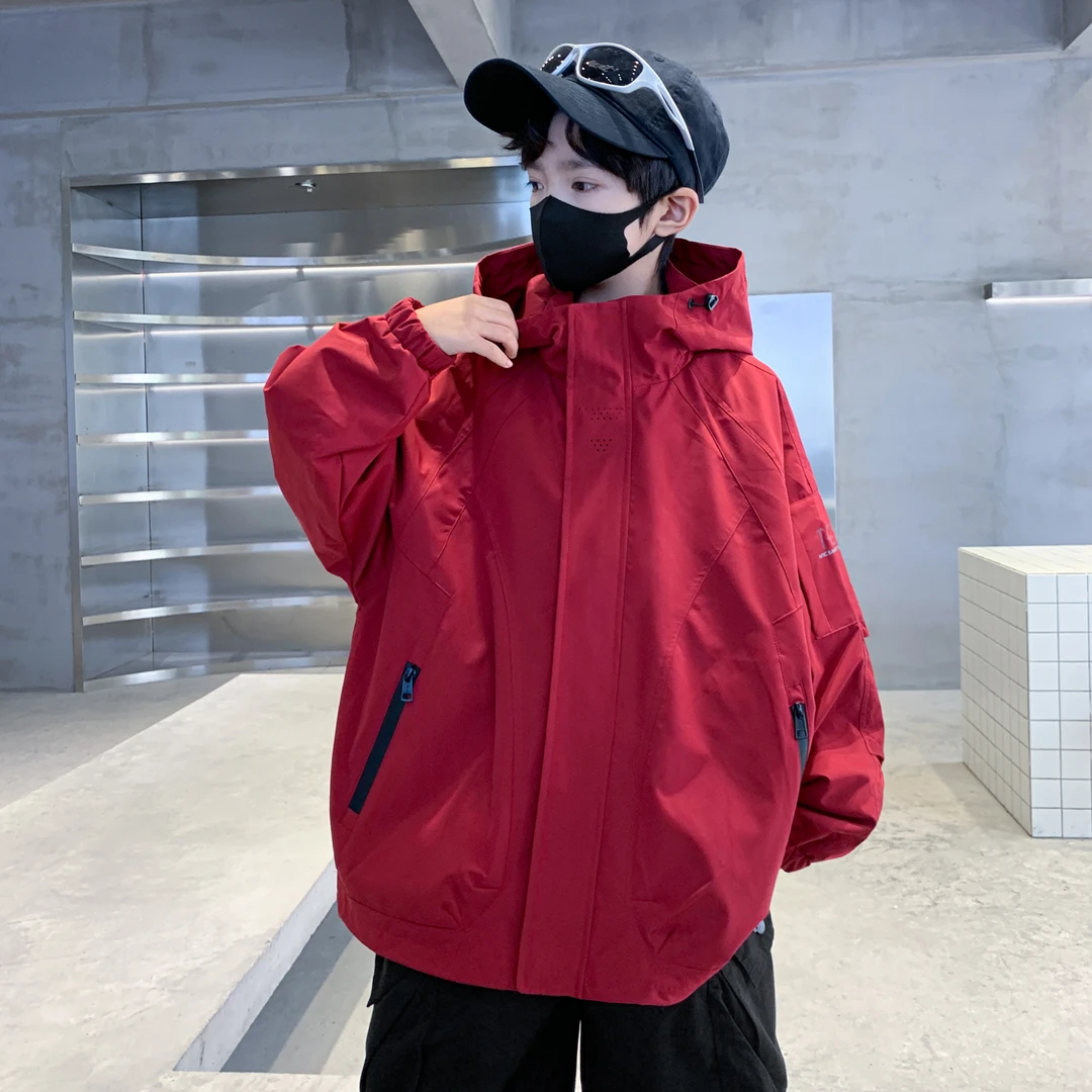 男童外套春秋款2025新款儿童秋装冲锋衣洋气连帽宽松秋季衣服痞帅