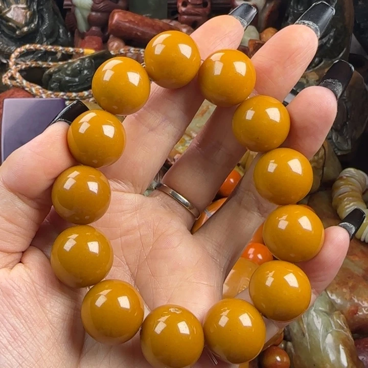 烈***们透闪石质玉未镶嵌珠宝奇石