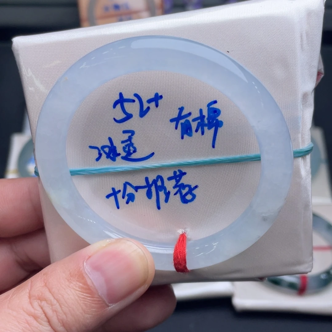 翡翠未镶嵌手镯翡翠手镯