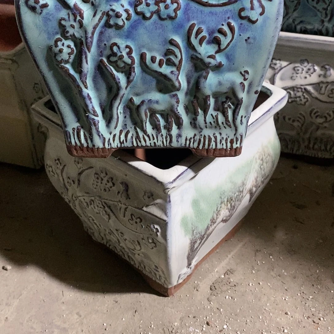 红陶瑕疵15-16两个