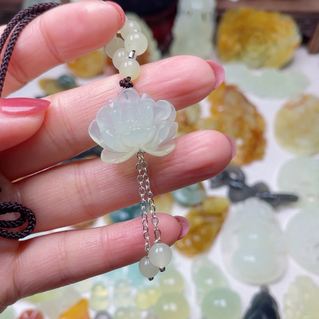 蛇纹石玉颈饰未镶嵌杨*