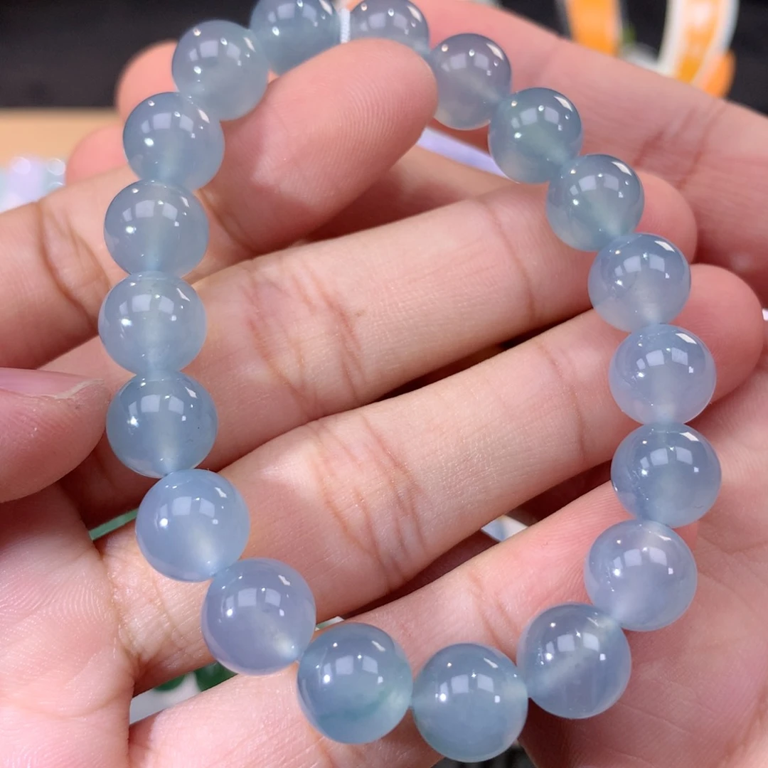 翡翠手链未镶嵌翡翠