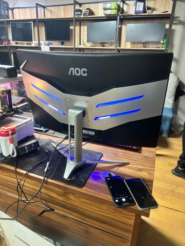 9新 AOC 新时空网咖推荐32寸144HZ高端电竞曲面屏显示器