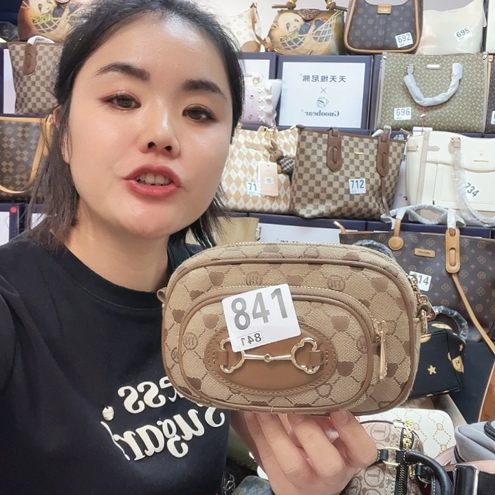 PU包包包包包包包包吧