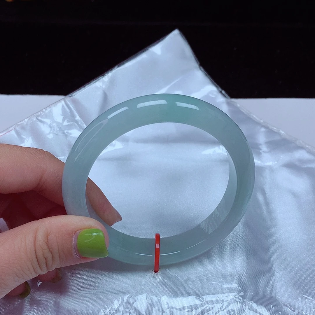 翡翠未镶嵌手镯圈口58