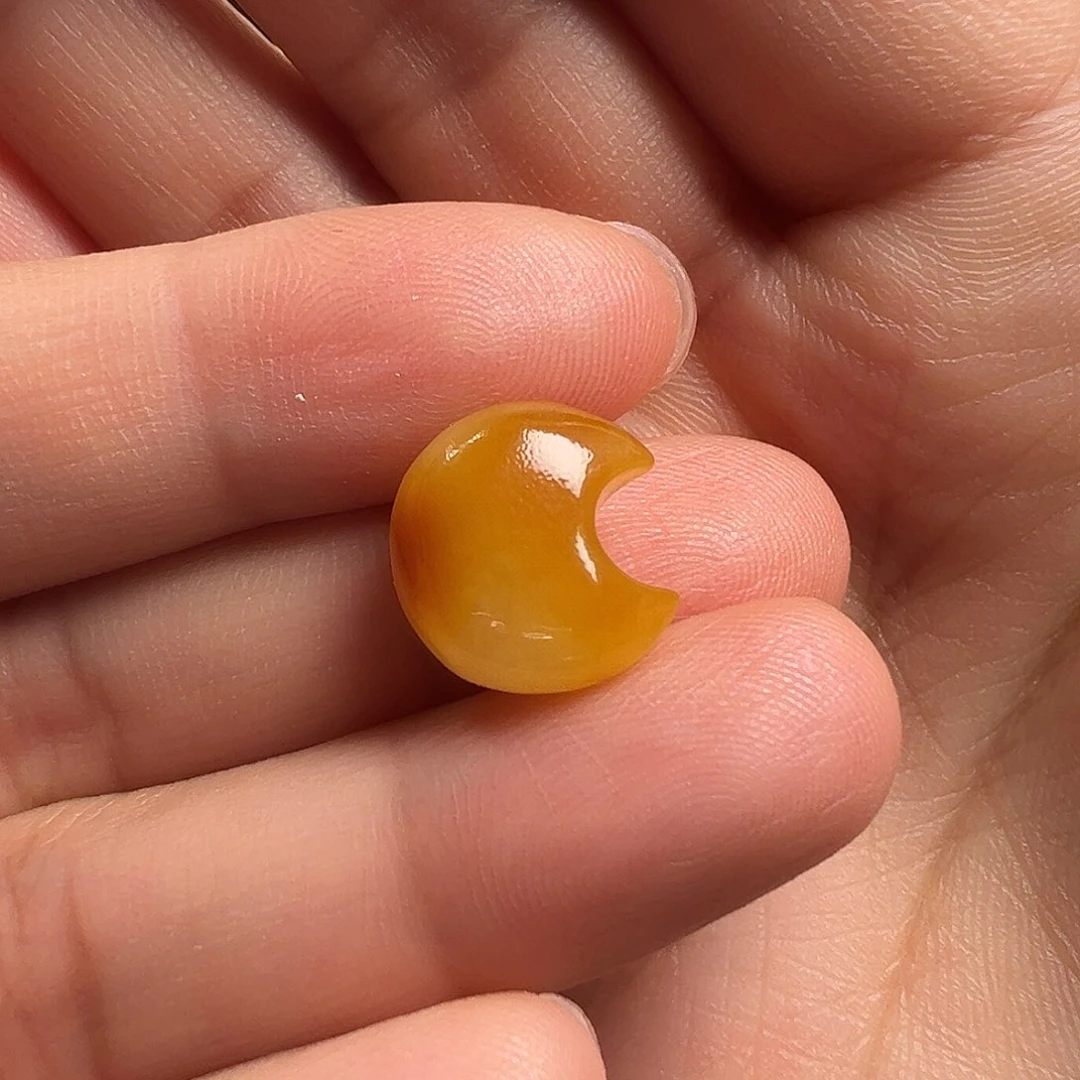 蜜蜡颈饰未镶嵌月亮（打孔不退换）