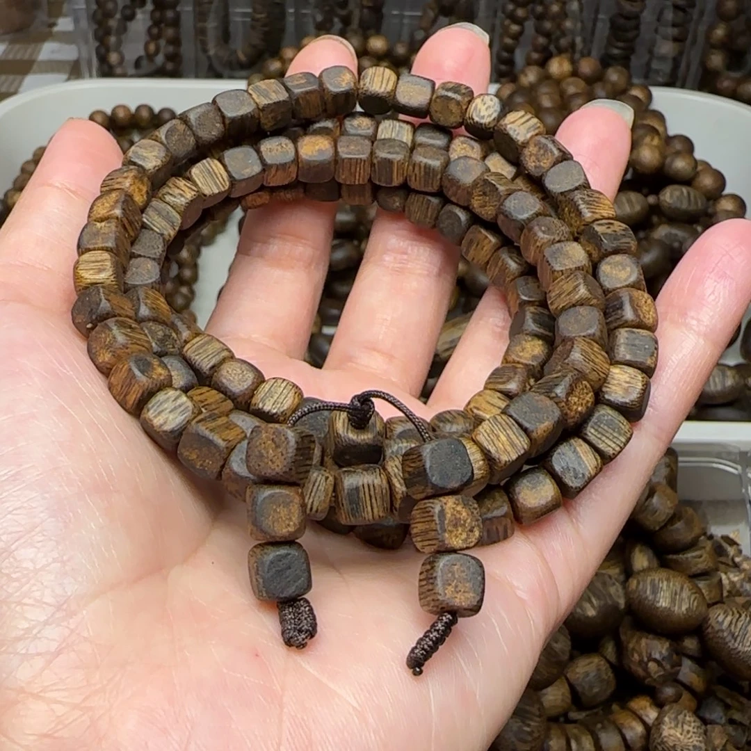 沉香手串慧*多圈方珠06规格24.6克老料