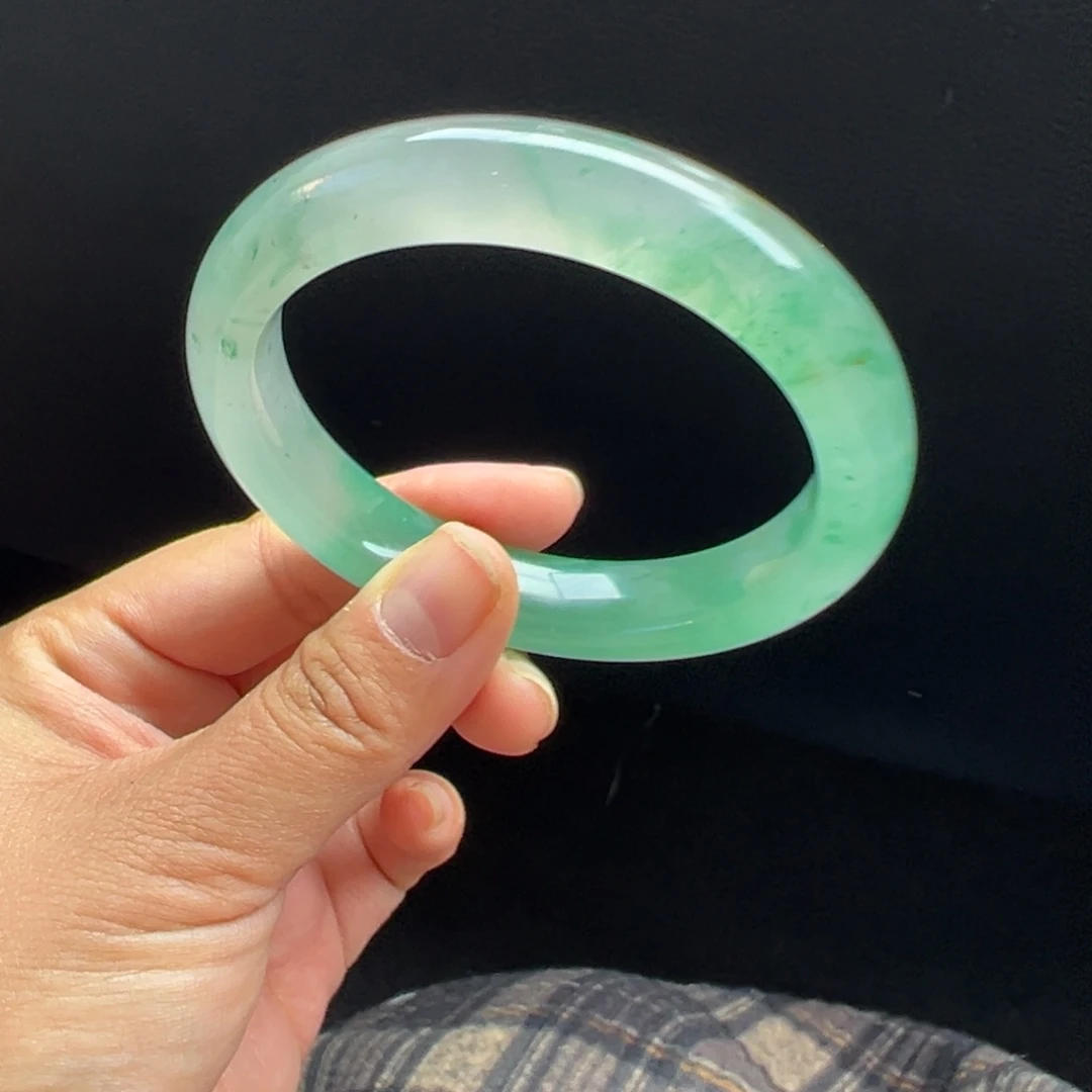 石英质玉未镶嵌手镯非洲翠5960