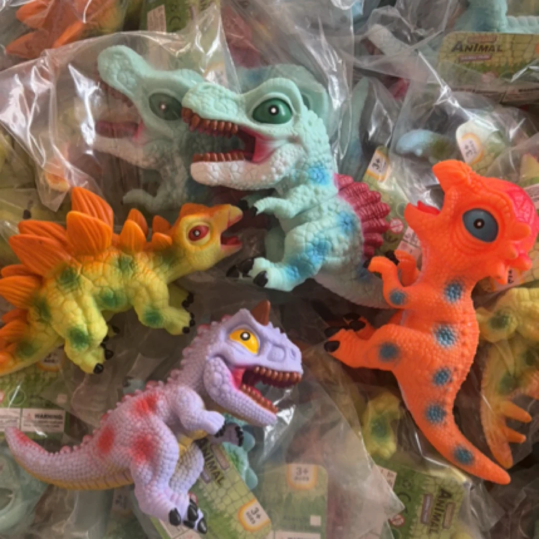 麦昆玩具满15发货商超特价玩具01按压恐龙随机*2