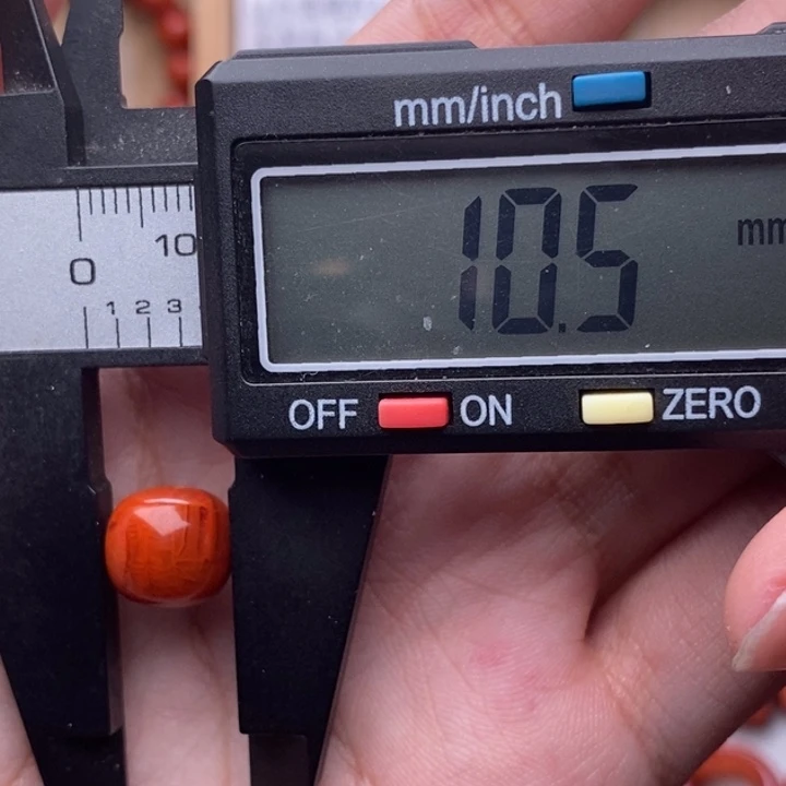 南红玛瑙配饰未镶嵌划痕