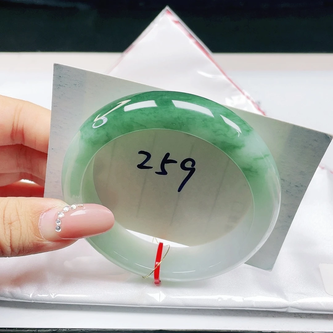 翡翠未镶嵌手镯 轮胎镯56+