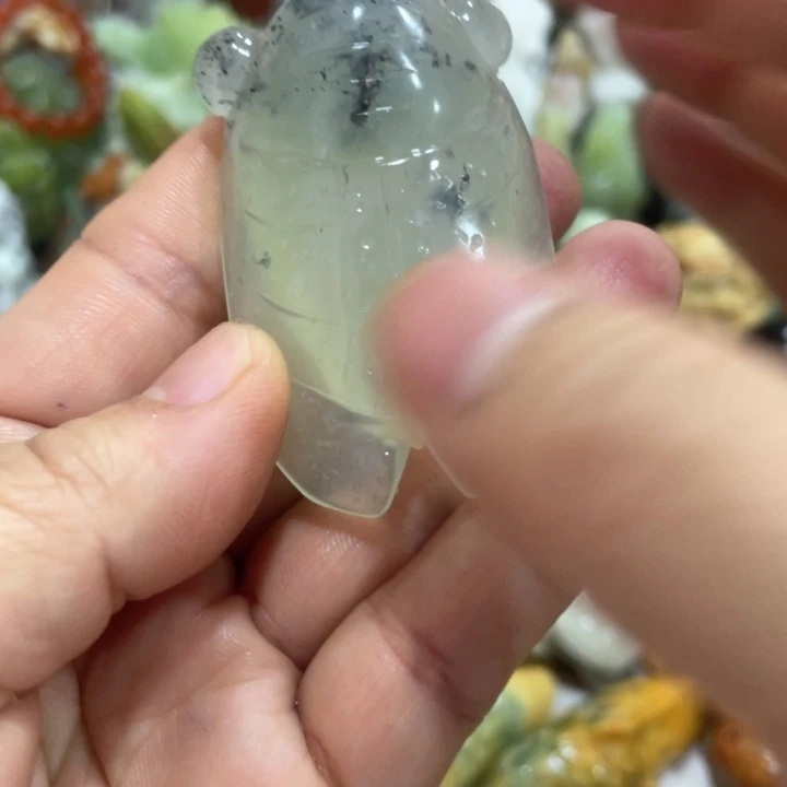 蛇纹石玉未镶嵌天然岫玉