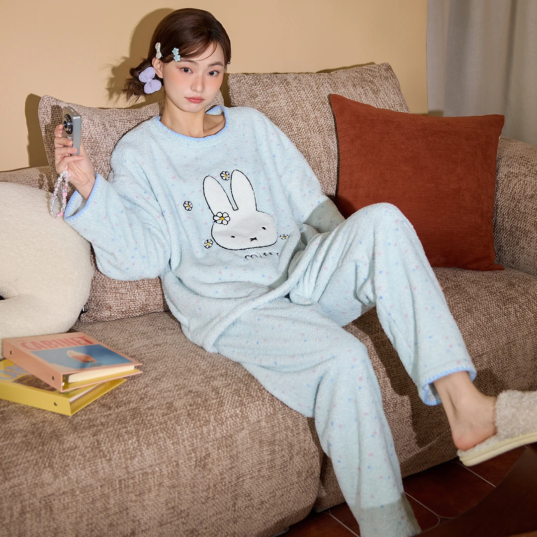 珊瑚绒睡衣女秋冬2025年新款保暖大码半边绒加厚加绒家居服两件套