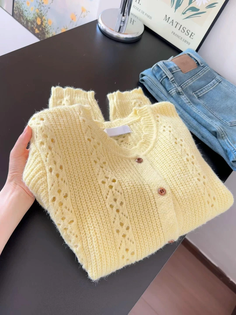 韩版温柔风圆领镂空针织开衫女早秋新款高级感软糯小个子显瘦毛衣