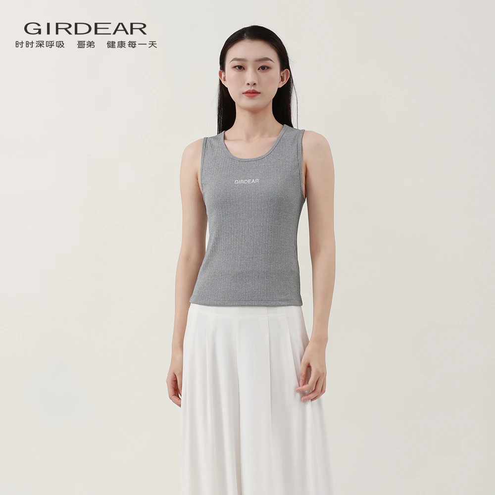 GIRDEAR/哥弟25年早春新款修身无袖T恤舒适百搭打底背心130015