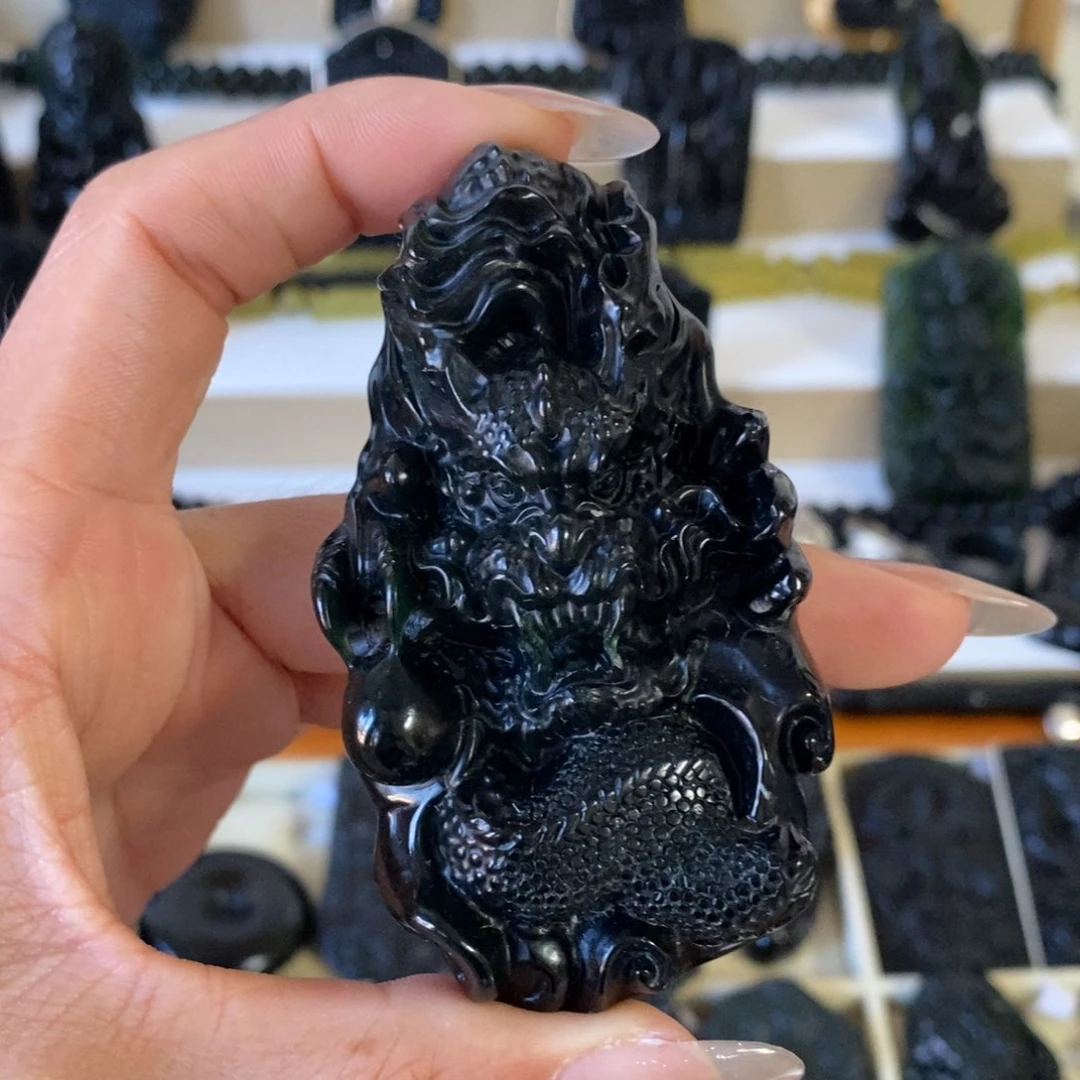 蛇纹石玉未镶嵌吊坠T****F