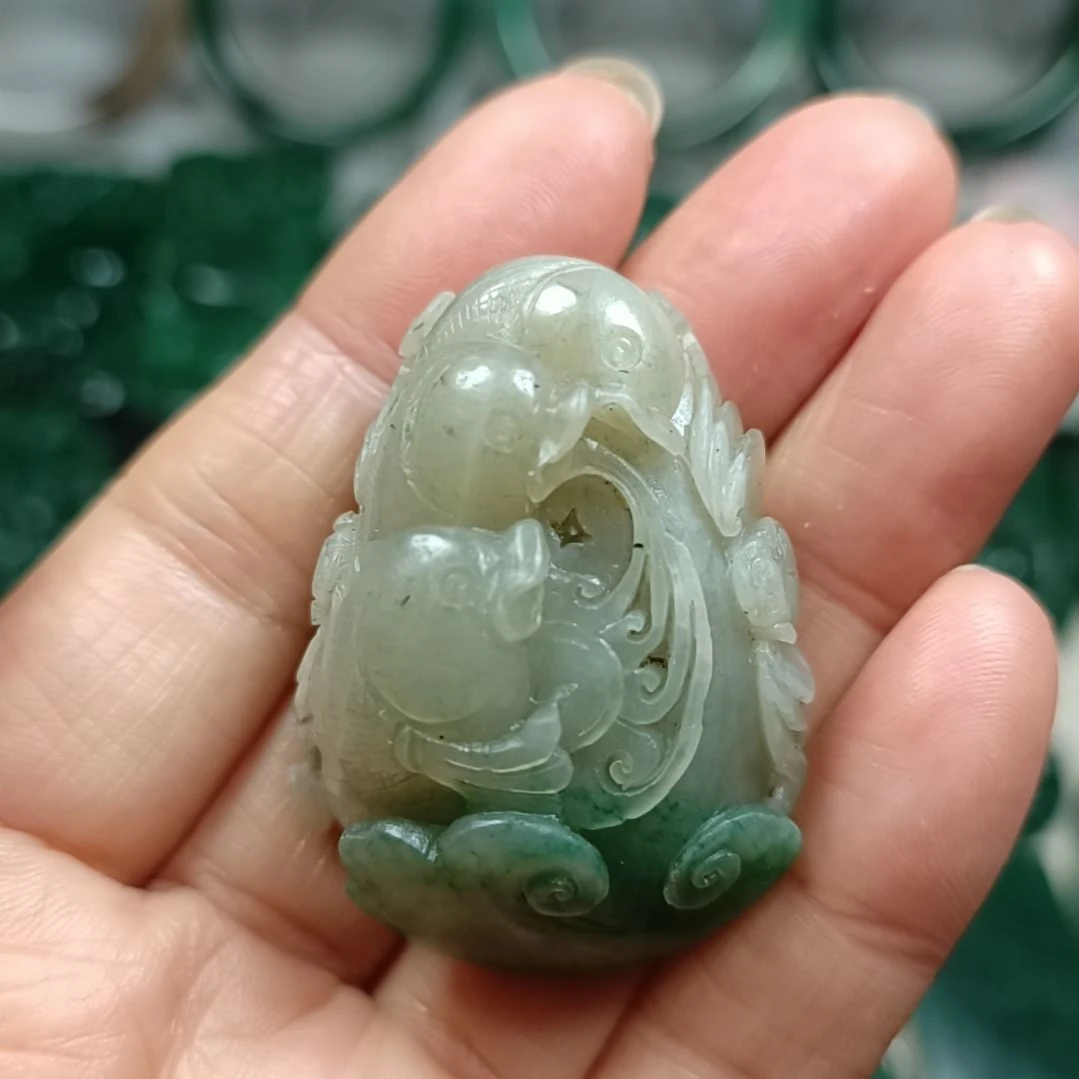 独山玉未镶嵌连年有余