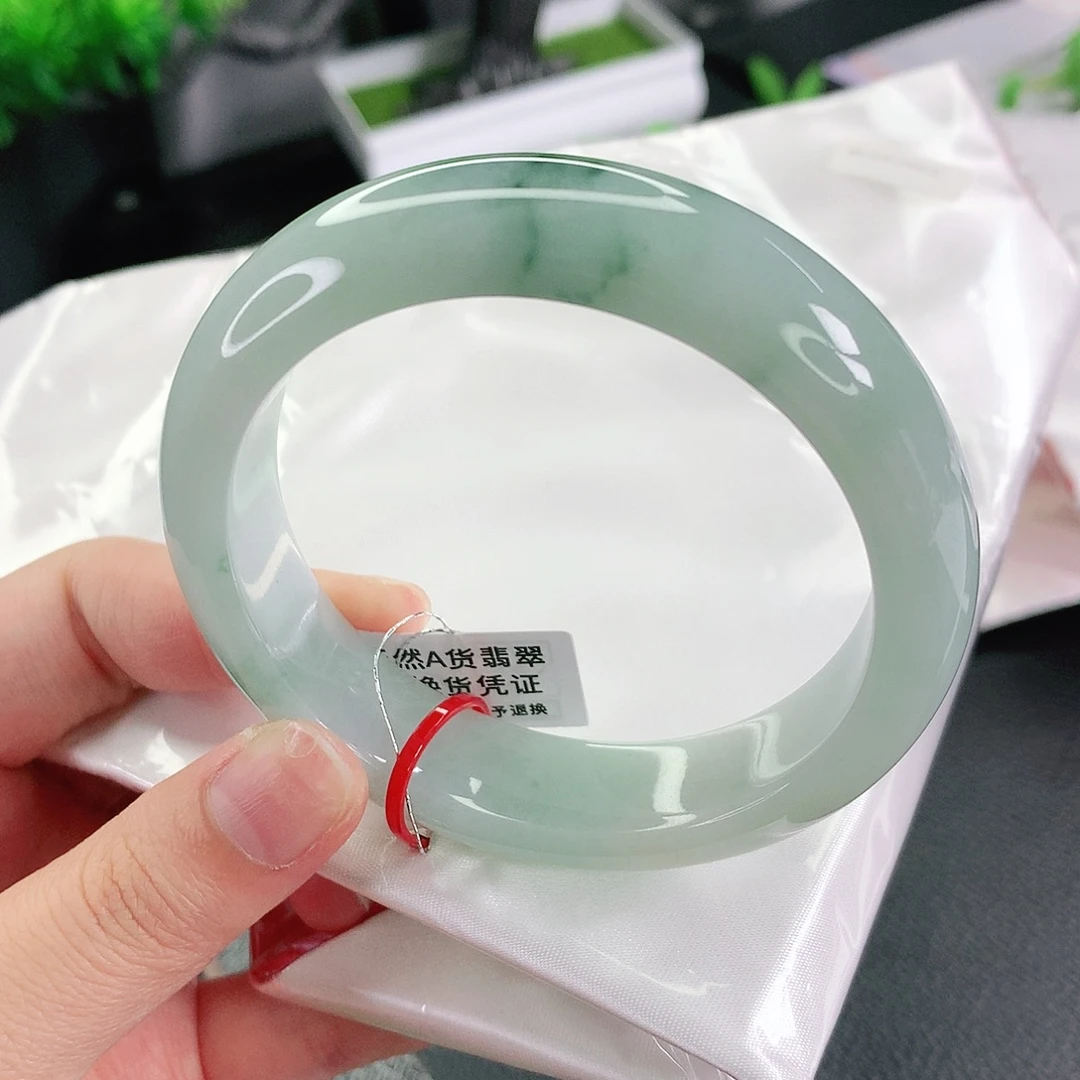 翡翠未镶嵌手镯56.5圈