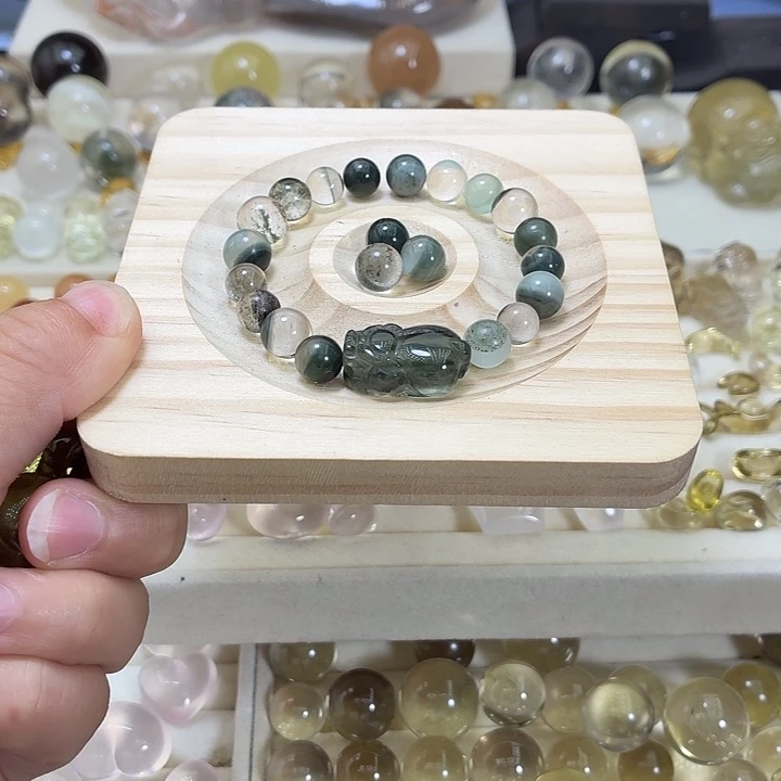 水晶手链未镶嵌水晶