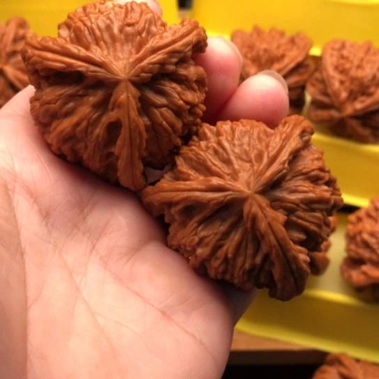 文玩核桃吊坠核桃