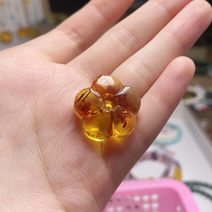 琥珀未镶嵌裸石花花