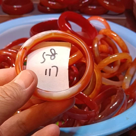 玛瑙/玉髓未镶嵌手镯