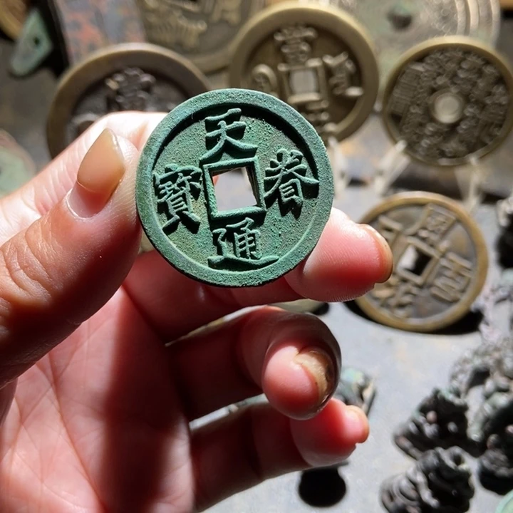 铁现代工艺品仿制品