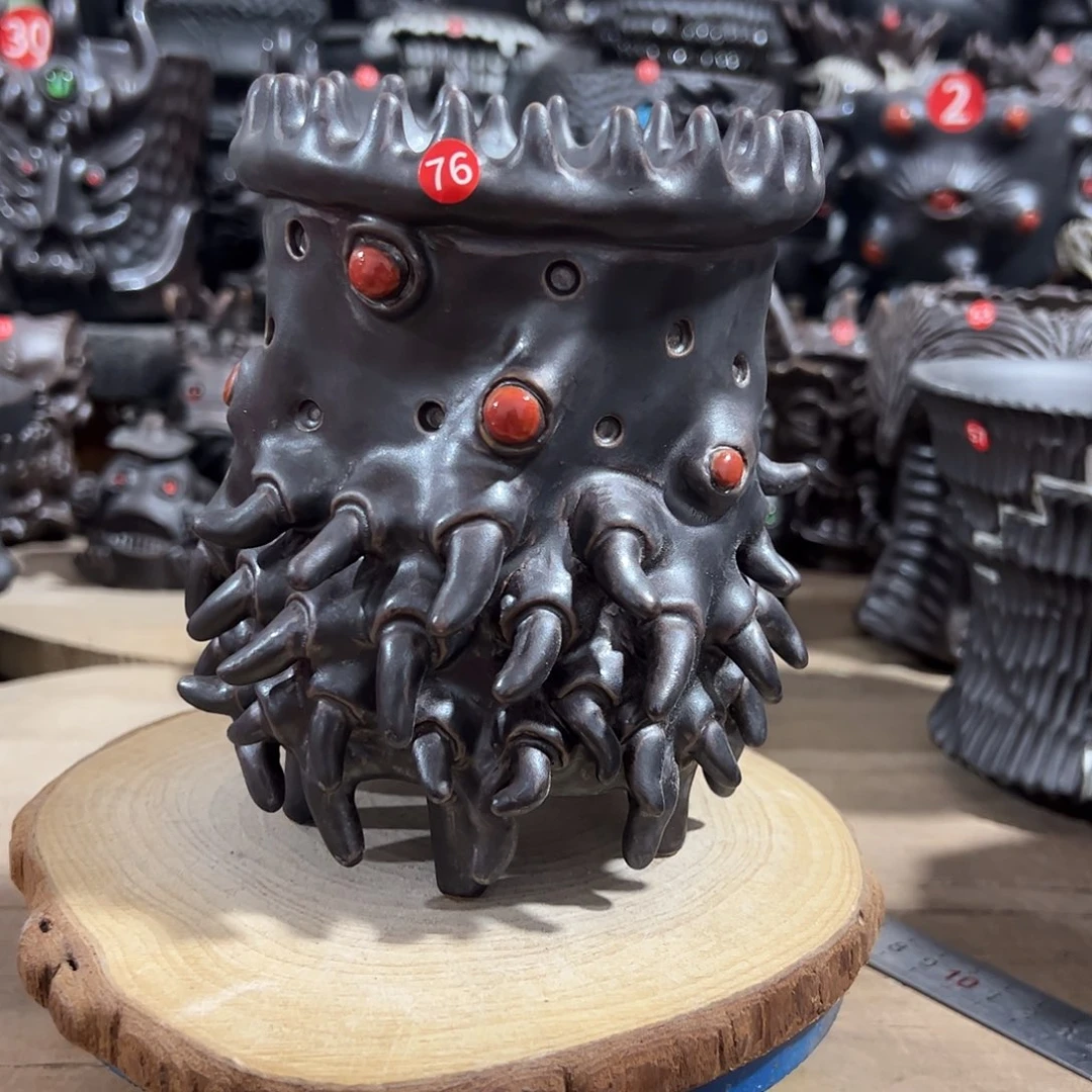 76号，手捏有手工制作痕迹，内口9内高11外高15