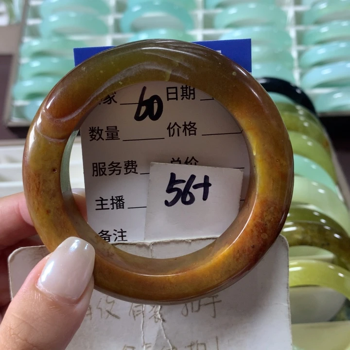 未镶嵌蛇纹石玉手镯60