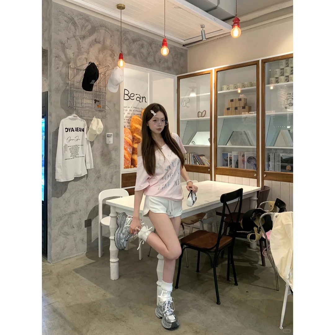 辣妹穿搭设计感斜肩短袖t恤女夏季新款时尚宽松显瘦休闲百搭上衣