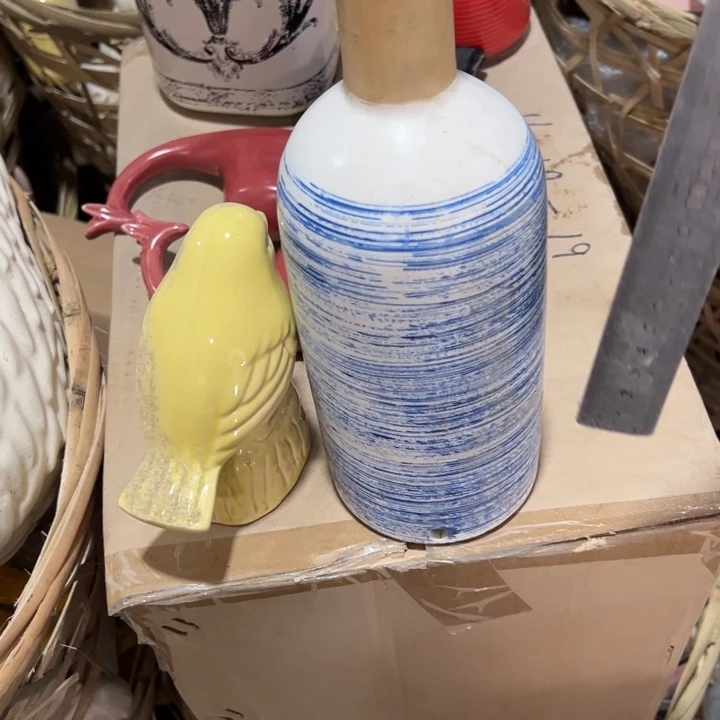 摆件瓷花瓶摆件外贸出口（微瑕）