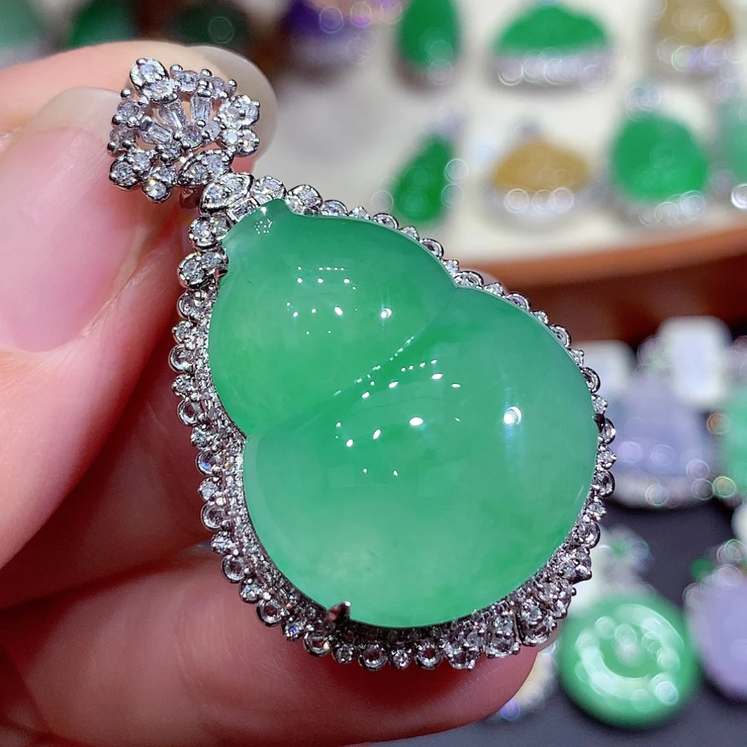 翡翠18K金镶嵌吊坠(不含链)