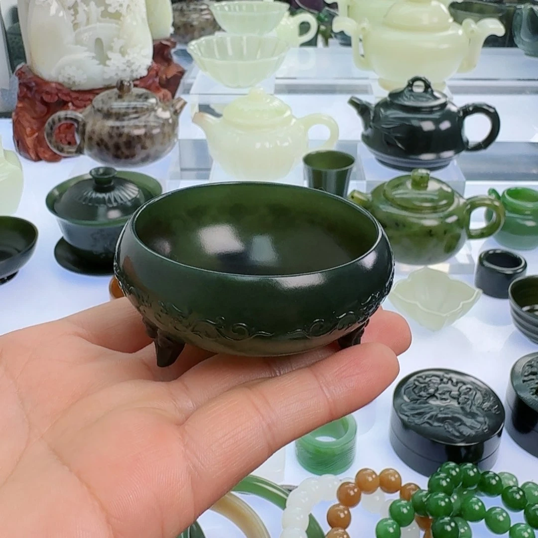 和田玉（青玉）挂件未镶嵌石*