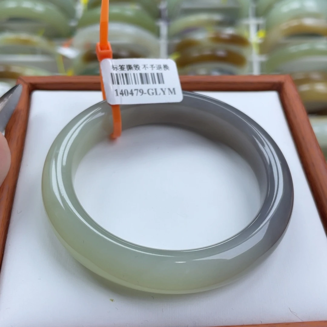 【闪购商品】未镶嵌手镯和田玉32 53/54 晴紫半山水微雪花棉