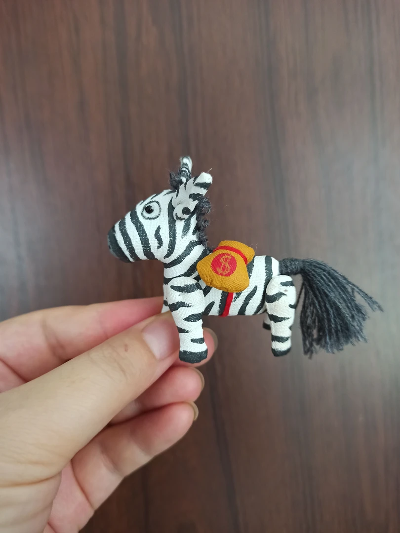 布凡的手作原创手绘斑马胸针挂件玩偶礼品送朋友