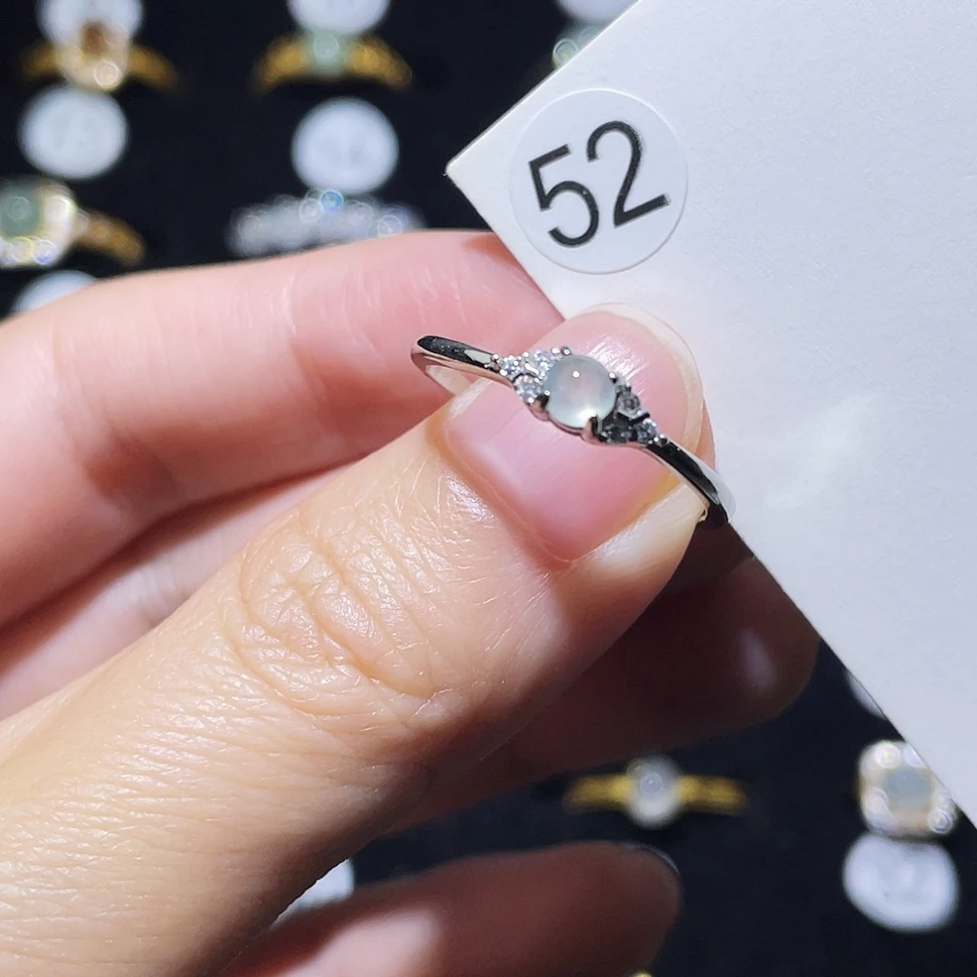 翡翠未镶嵌戒指戒指